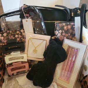 *Poppy 🌸 & Peonies 🌸 2021 Holiday🎄Gift 🎁 Box